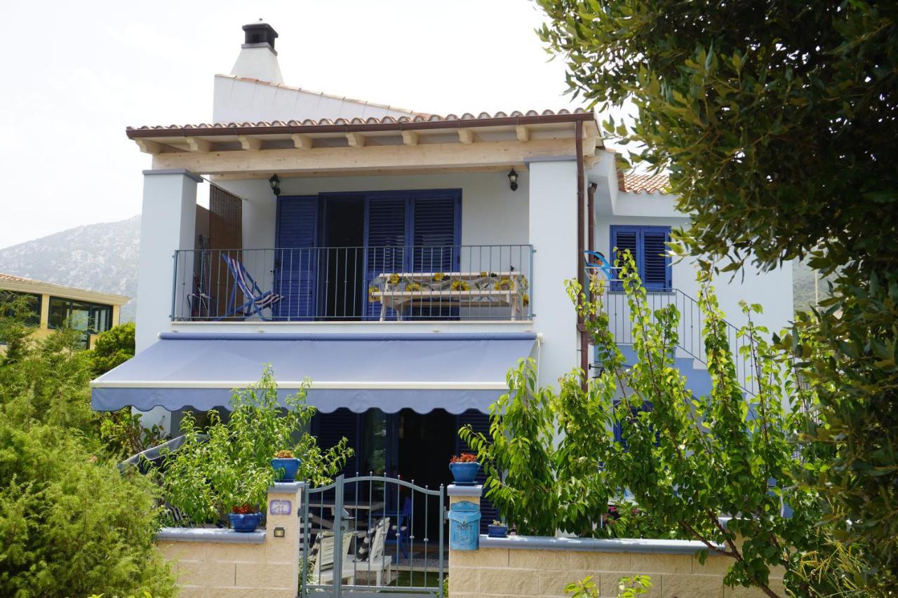 Ferienwohnung Casa Azzurra Cala Gonone Exterior foto